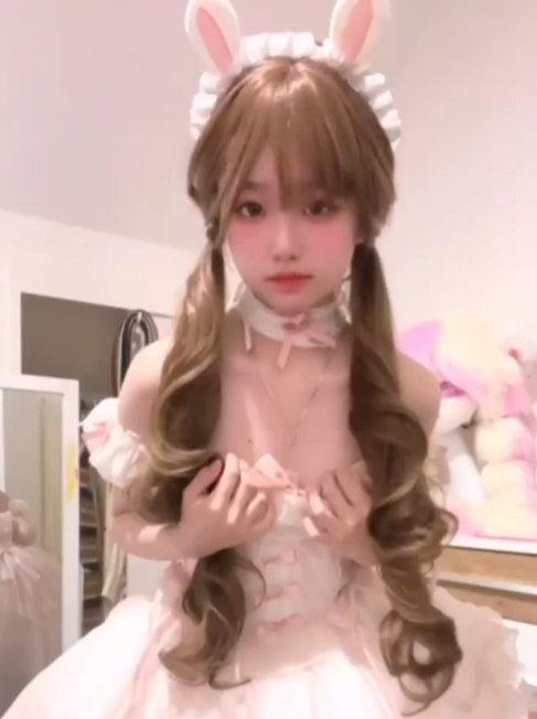 AsiaN69253's tweet photo. https://t.co/stH29H39ao 
https://t.co/1lrchN4DTA https://t.co/KiBpOOP3sI
