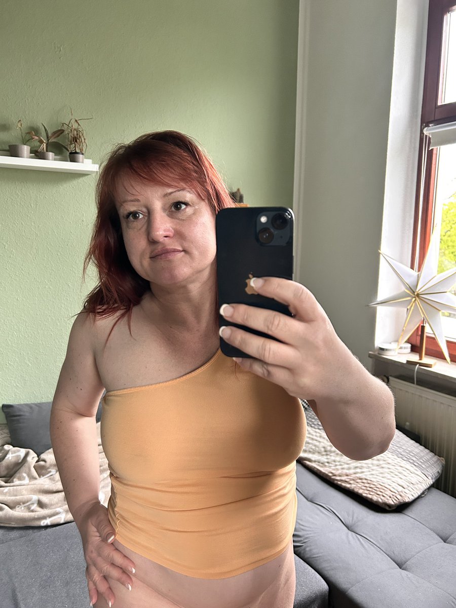 Christine517v's tweet photo. Am i still edible at 42? https://t.co/rRpaRSKwmg
