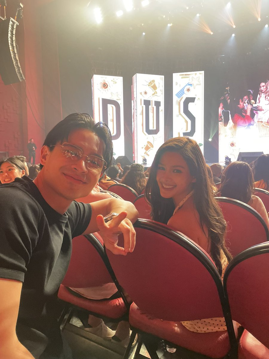 banhxeo_o's tweet photo. Paayuda sa azralph fans 💛 https://t.co/CqxCqDSwDe