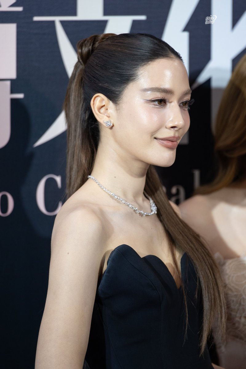 StarTodayEnt's tweet photo. “จีน่า ญีนา” ในงาน “WEIBO GALA 2026 Weibo Cultural Communication Night”

GINA AT WEIBO GALA 2026
#GinaxWeiboGala2026
#จีน่าญีนา #yeenasalas https://t.co/Jw9GgcVKDc