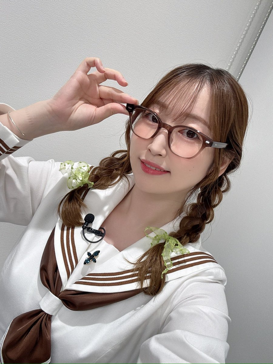 HiRoMi_ig's tweet photo. TVアニメ『#花織さんは転生しても喧嘩がしたい』
1話〜4話振り返り生配信ありがとうございました〜🪄︎︎✨
配信でも言ってましたが、花織さんは、どことなくあの頃のテンション感やコメディ感があってとっても良いですよね〜✨
本日は26:30から第5話が放送です！引き続きお楽しみください！！！ #アニメ花織さん