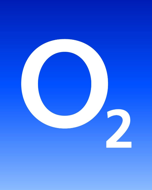 HYPEX's tweet photo. O2 x FORTNITE — AUGUST 14

"Fortnite’s newest Season 'Override' is nearly here, and we've got something to help you change the game. We can’t say what just yet.. August 14, Come back to the 'O2 UK' app and your surprise will be waiting."

[Noticed by @Loolo_WRLD] https://t.co/6gkz4RzAcS