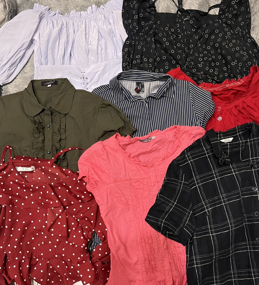 RestyledSha's tweet photo. 🌸 ೃ࿔🌸*:･ 

HELP RT OR REP PLEASEE 🥹💗 

Clearance Sale‼️‼️‼️‼️‼️

kemeja buat office look &amp; campus outfit!!! crop2 dan knit press body lucu-lucu!!!! ada brand juga 🌸 ೃ࿔*:･
 🌸shopee &amp; COD 
🌸BUY 3 GET 1 free ❗️ 
🌸keep event

ADA YANG MAU DI TAG??? 👀🌷 https://t.co/wvHD4y5RAp
