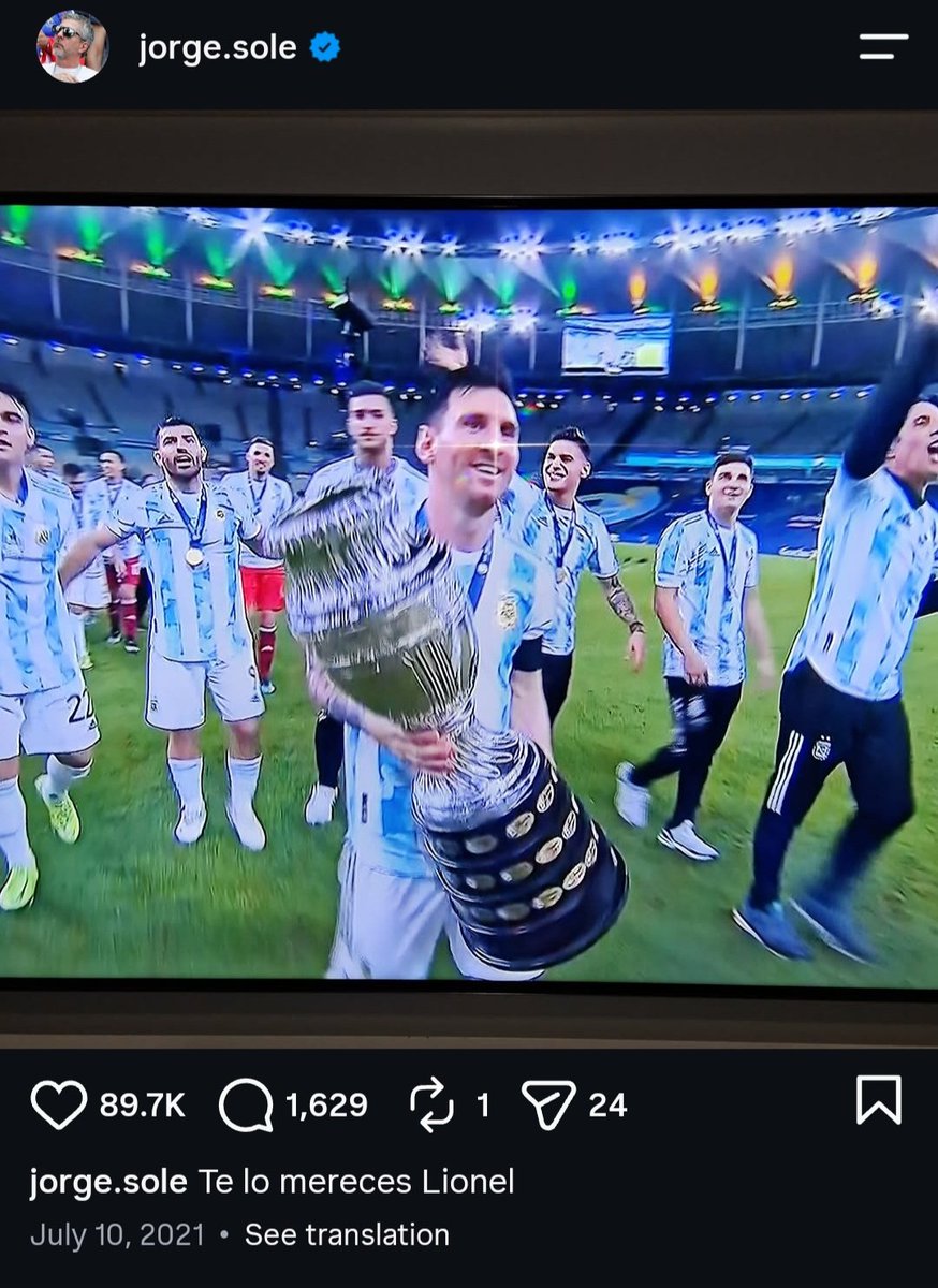 MessiEverything's tweet photo. I’m so glad he was able to watch his son build a beautiful family, achieve all his dreams, and become the GOAT of sports https://t.co/e6OTH2kMWK