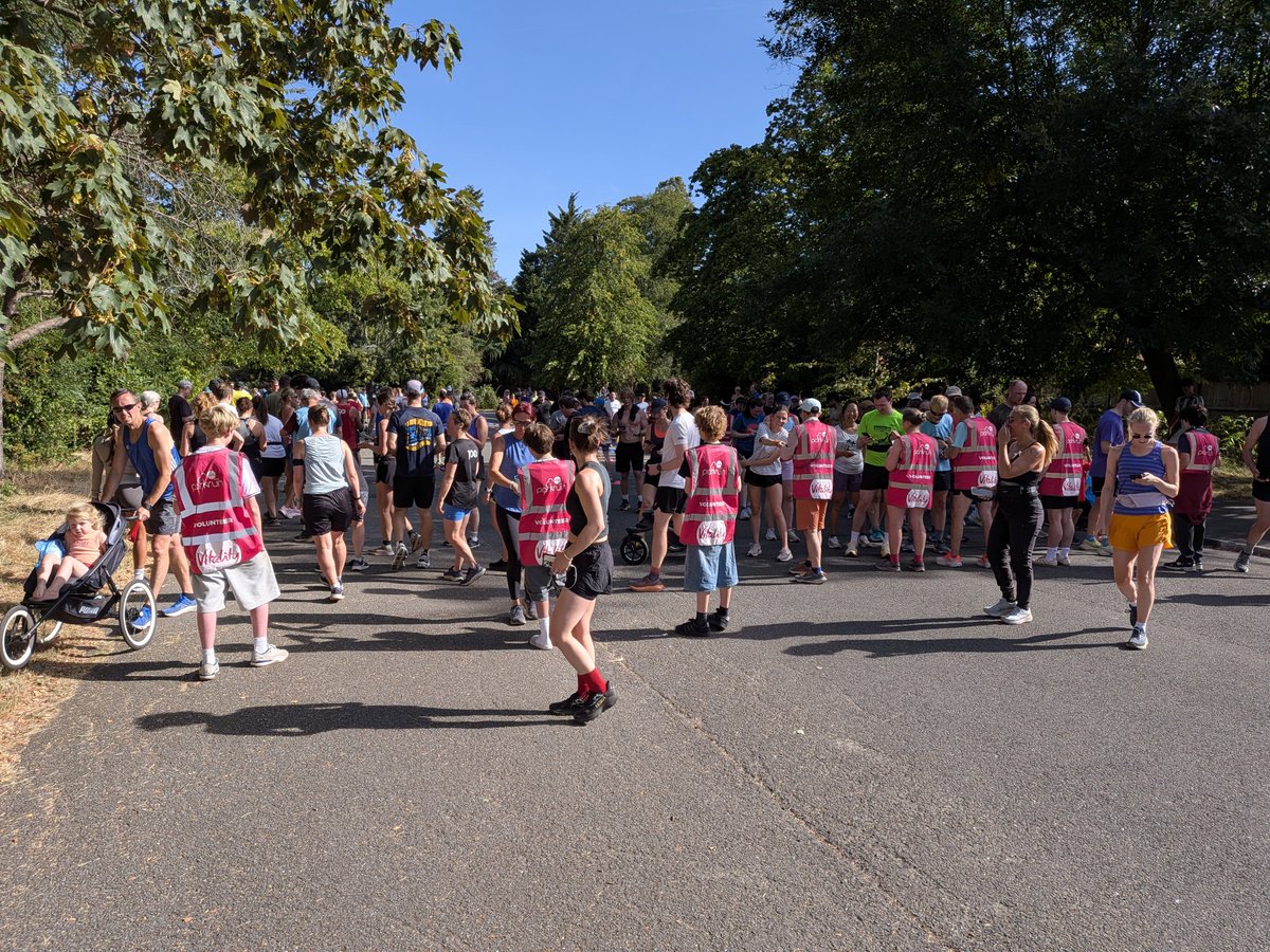 Dulwichparkrun's tweet photo. How the sun shone as 721 parkrunners pounded the park carriageway. 25 making their barcode debut! Well done to you all π
Thanks, as always, to the amazing volunteers β
#DFYB #loveparkrun #DulwichPark #DulwichParkrun #Dulwich https://t.co/beSzwQfJse