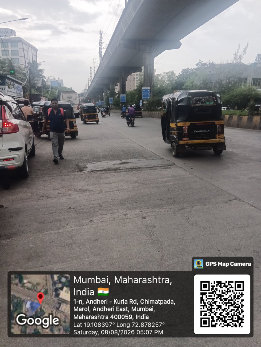 SiddiqueHu's tweet photo. Thank you R.E. Nisha Dalvi (S.E. - K/East Ward 86) and @mybmc for the prompt action in attending to the complaint at Andheri-Kurla Road, opposite the petrol pump (Chimatpada, Marol). Appreciate the quick resolution and dedication to maintaining our roads!
тАЛ#AndheriEast #Marol https://t.co/woL5OXKL4K