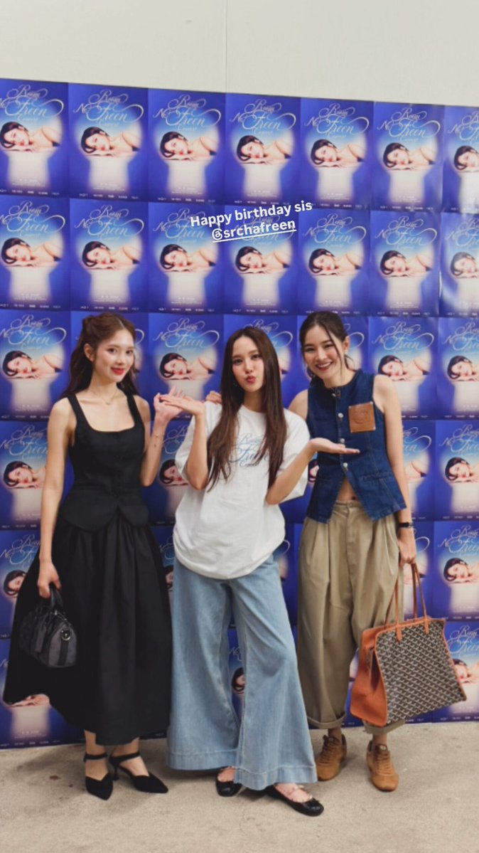 AngelBoyfreen85's tweet photo. I love how they support each other, Ban Din and Ban Fai come at the concert. Ban Nam send wishes from Macau. True family🤍🥹😭

KNOCK KNOCK ROOM NO. FREEN
#RoomNumberFreen
#srchafreen‌ https://t.co/ukWZa6qwUw