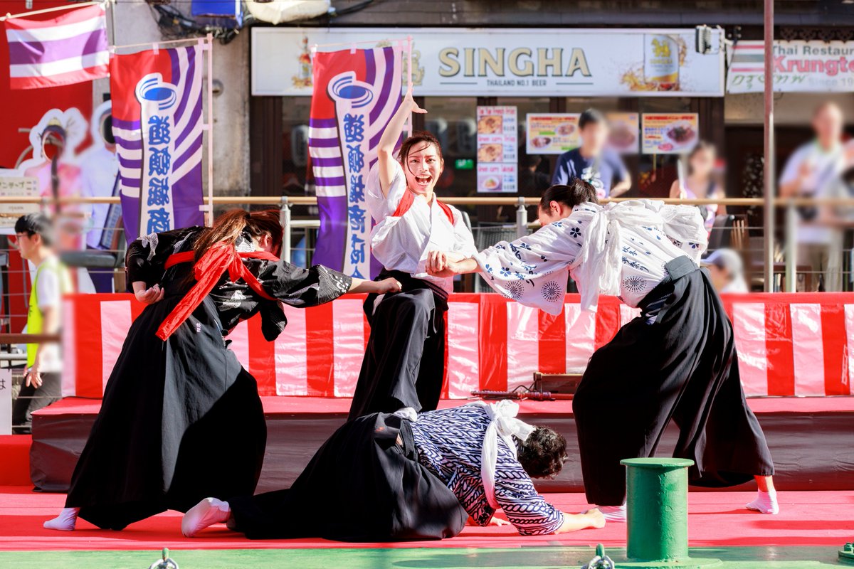arcphoto07's tweet photo. #道頓堀盆踊り で初めて助太刀屋十八番見た!
エンタメ感のある殺陣パフォーマンスはなかなかおもしろかった✨
慣れない刀を使った殺陣の撮影に苦戦した(笑)
でもいい経験できて良かった!
次あればまた見に行くかも😚

 #助太刀屋十八番
 #道頓堀 https://t.co/wTCOoXjOym