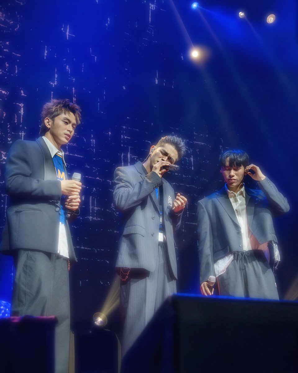 143yesmylove's tweet photo. Bawat nota, bawat harmonya—diretso sa puso! 🎤🥹🫀

Niko, Jeff, and RZ serenading the entire Skydome with a heartbreakingly beautiful TJ Monterde Medley!

Pulso: The First Concert
📍 Skydome SM North EDSA
📅 August 8, 2026 | 7:00 PM
#143YesMyLove

#Pulso
#CornerstoneConcerts https://t.co/LxHtAV2sL3