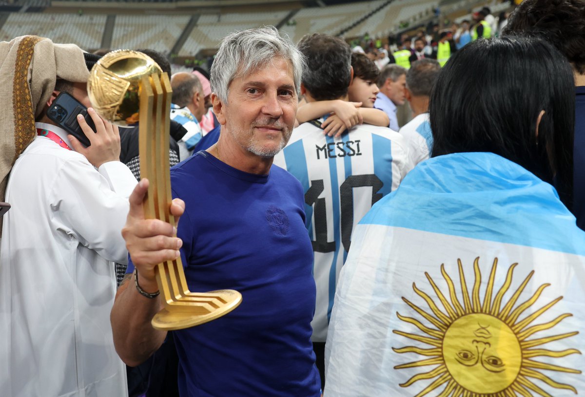 Complex's tweet photo. Lionel Messi’s father, Jorge Messi, has passed away at the age of 68.

Rest in peace 🕊️❤️

(📸: Getty) https://t.co/WzhxM9kieV