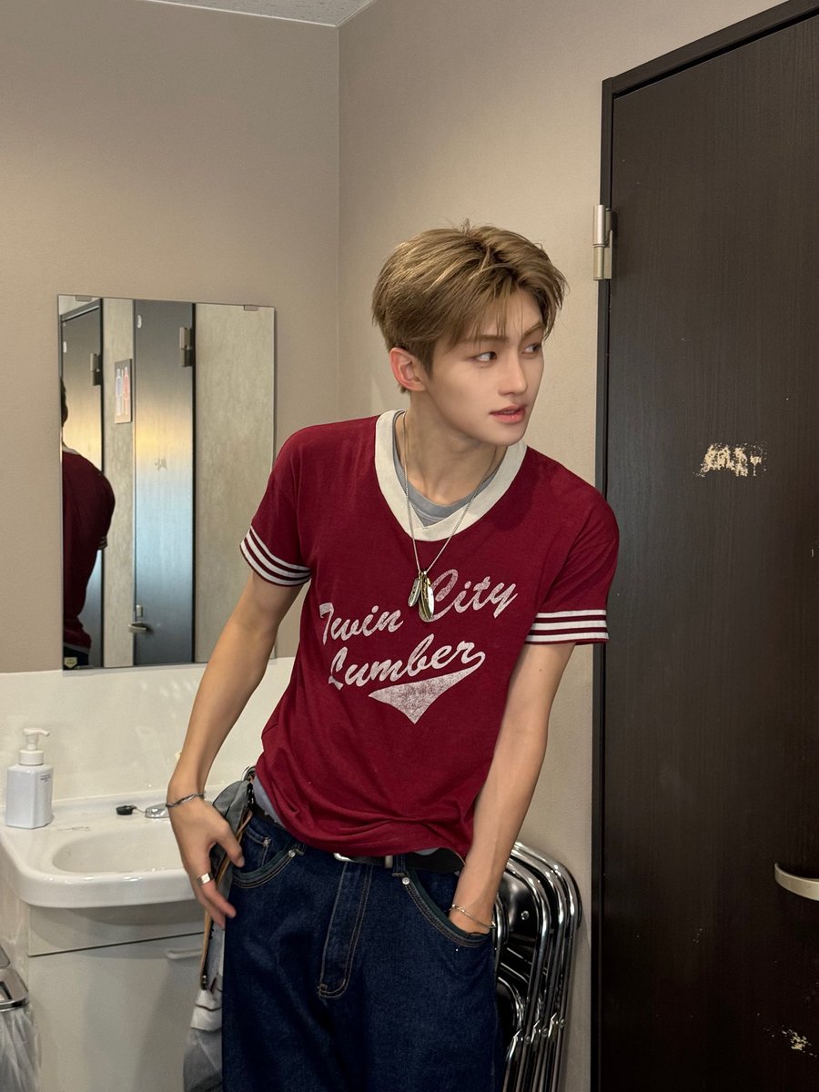 TWSLATION_'s tweet photo. [260808] #JIHOON WV POST

🪼: Waah

#지훈 #TWS #투어스 @TWS_PLEDIS https://t.co/pmUq8g6dvw