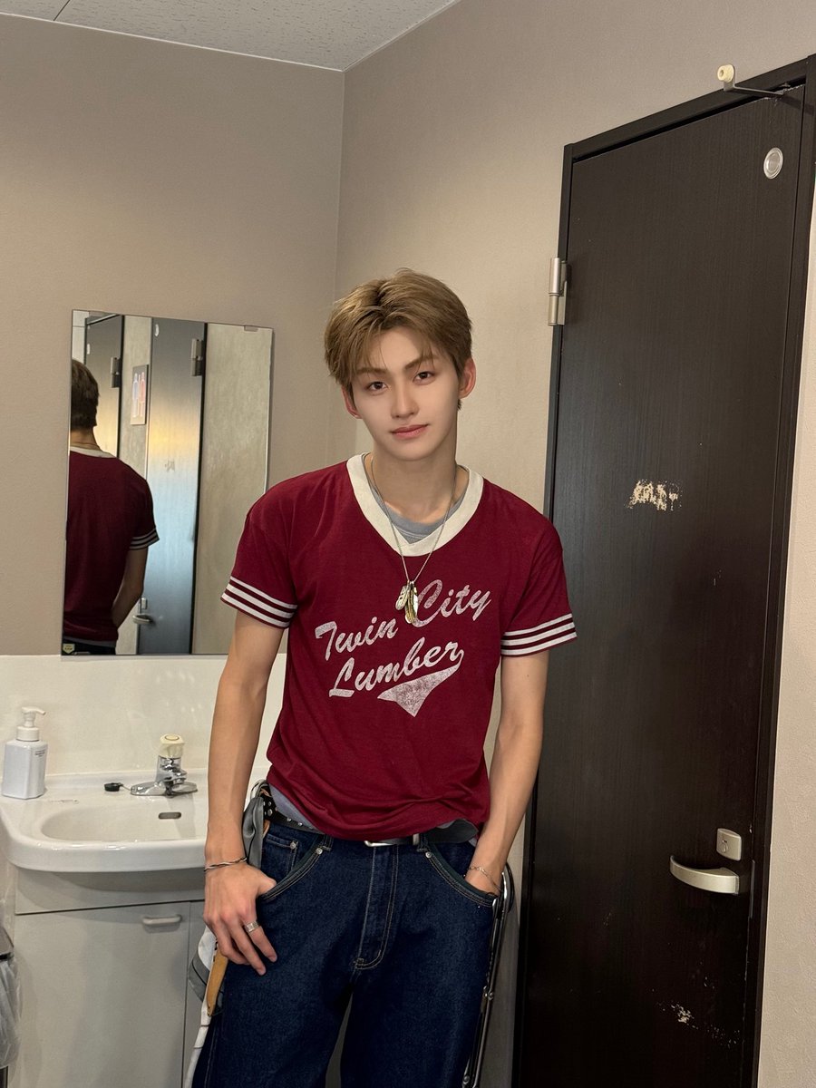 TWSLATION_'s tweet photo. [260808] #JIHOON WV POST

🪼: Waah

#지훈 #TWS #투어스 @TWS_PLEDIS https://t.co/pmUq8g6dvw