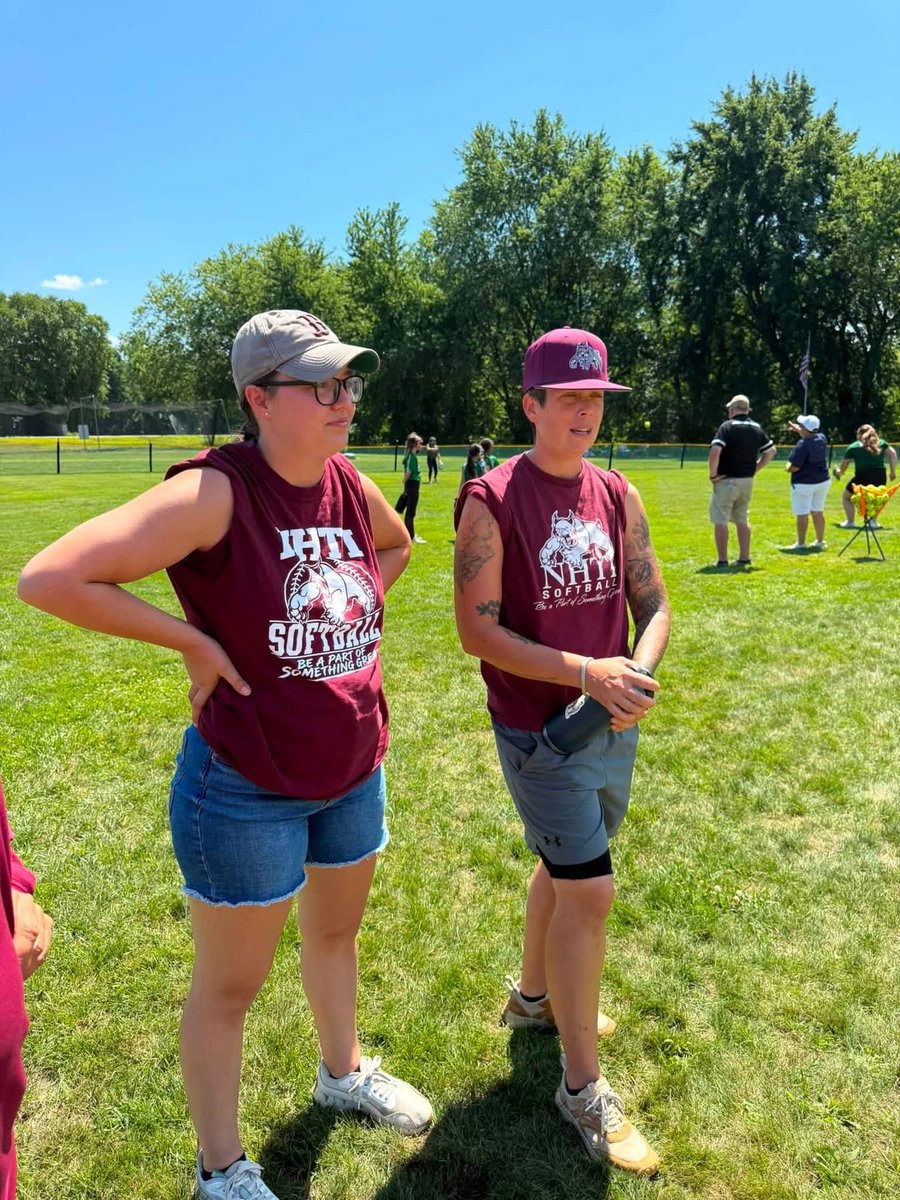 NHTI_Softball's tweet photo. Still thinking about the motivational and inspirational time we had at Camp 61 this week! Players learned from coaches and coaches learned from each other! 

#Camp61 #fastpitchsoftball #NHTISoftball #BeAPartOfSomethingGreat https://t.co/XRJf1gN1N2