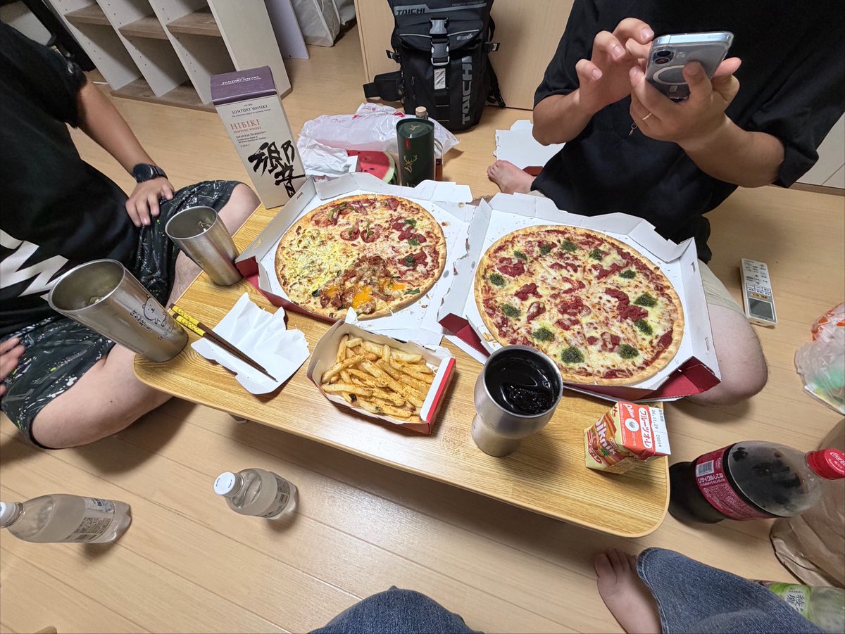 m_tech_dir's tweet photo. 引越し祝い https://t.co/mcKk4pU0NM