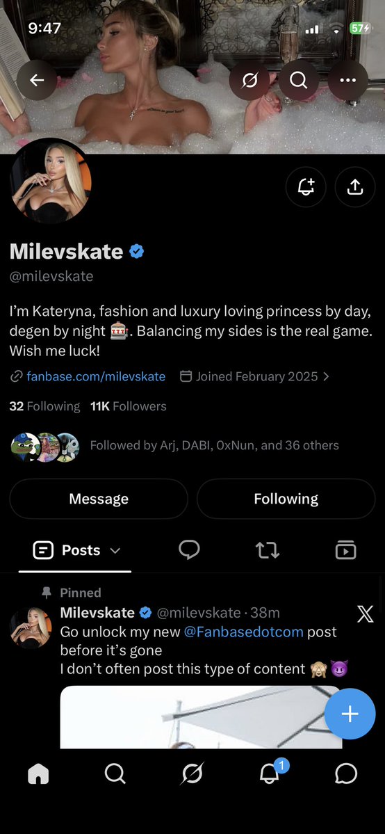 ambitiousriego's tweet photo. @skel @milevskate following her 😍 thanks @skel 💜 https://t.co/38CY3Nl8Ss