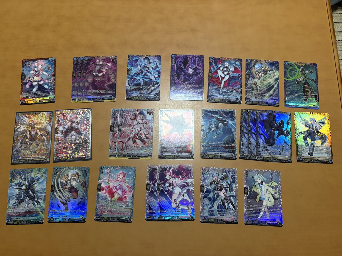 zgmfx565's tweet photo. 幻真覚醒カートン結果
新規ドロー欲しいところ全然引けなかったのが悔しい😭
同じFR3枚出たのは初めてかも🤔
足りないパーツは大人しく通販します！ https://t.co/KmzRocIPwW