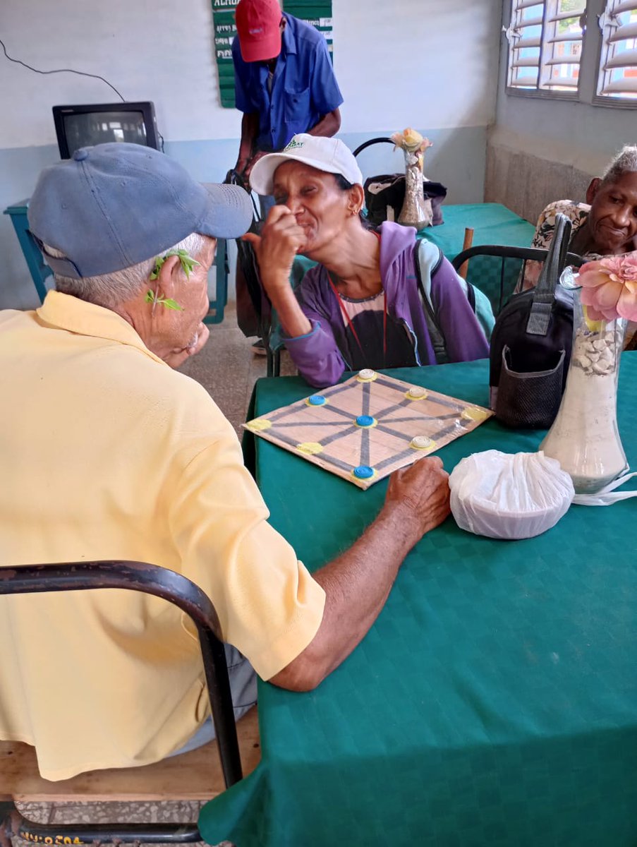 MarislayR48439's tweet photo. Actividades en el comedor SAFF del consejo popular de Orlando González del municipio Majagua Verano Con Mi Gente 
#InderCavFidelVive https://t.co/4Z8K8mM1e2
