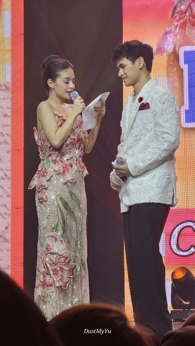 DustMyYu's tweet photo. Matunaw yan dustin

THE DUSBI FANCON
#DustBiaLoveActually
#Dustvbia #DustinYu #BiancaDeVera https://t.co/hOnUHvEi6J