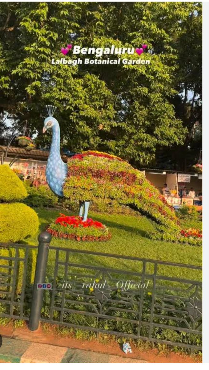 SDPI_KarPresi's tweet photo. Hon’ble @CMofKarnataka,
Lalbagh is not merely a flower garden—it is a part of Karnataka’s history. It was established under Hyder Ali and further developed by Tipu Sultan, who introduced plants and botanical varieties from different parts of the world.
Yet, during the Independence Day Flower Show at Lalbagh, why are the founders and historic contributors, Hyder Ali and Tipu Sultan, not appropriately remembered or represented?
Honouring history should not be selective. Karnataka’s heritage belongs to everyone.
We urge the Karnataka Government to ensure that the contributions of Hyder Ali and Tipu Sultan are duly acknowledged in Lalbagh’s historical narrative and Flower Show.
Remember history. Respect heritage.