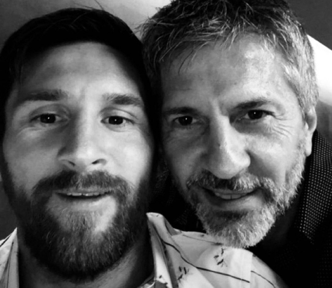 Iamdoskifunds's tweet photo. Fucc Leo just lost his pops.😭

RIP Jorge messi😭💔 https://t.co/0Iw1MxZxuj