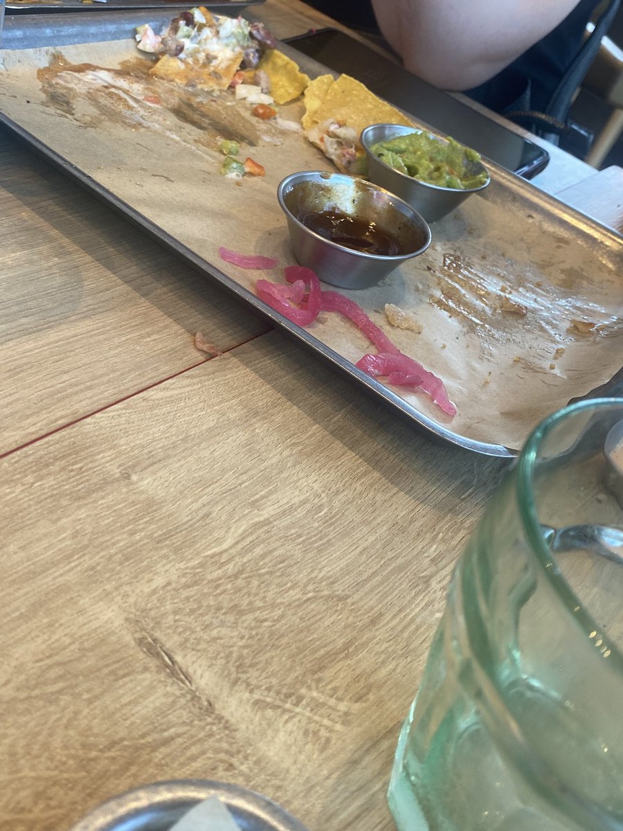 amoofdzz's tweet photo. ahí tenéis lo que merecéis: las sobras 🐷
Ahora decidme, que perrita va a reembolsarme la comida de hoy? 💸

#sumiso #sumisofinanciero #FinDom #PayPig #Cashmeet https://t.co/DuK3M72d4F