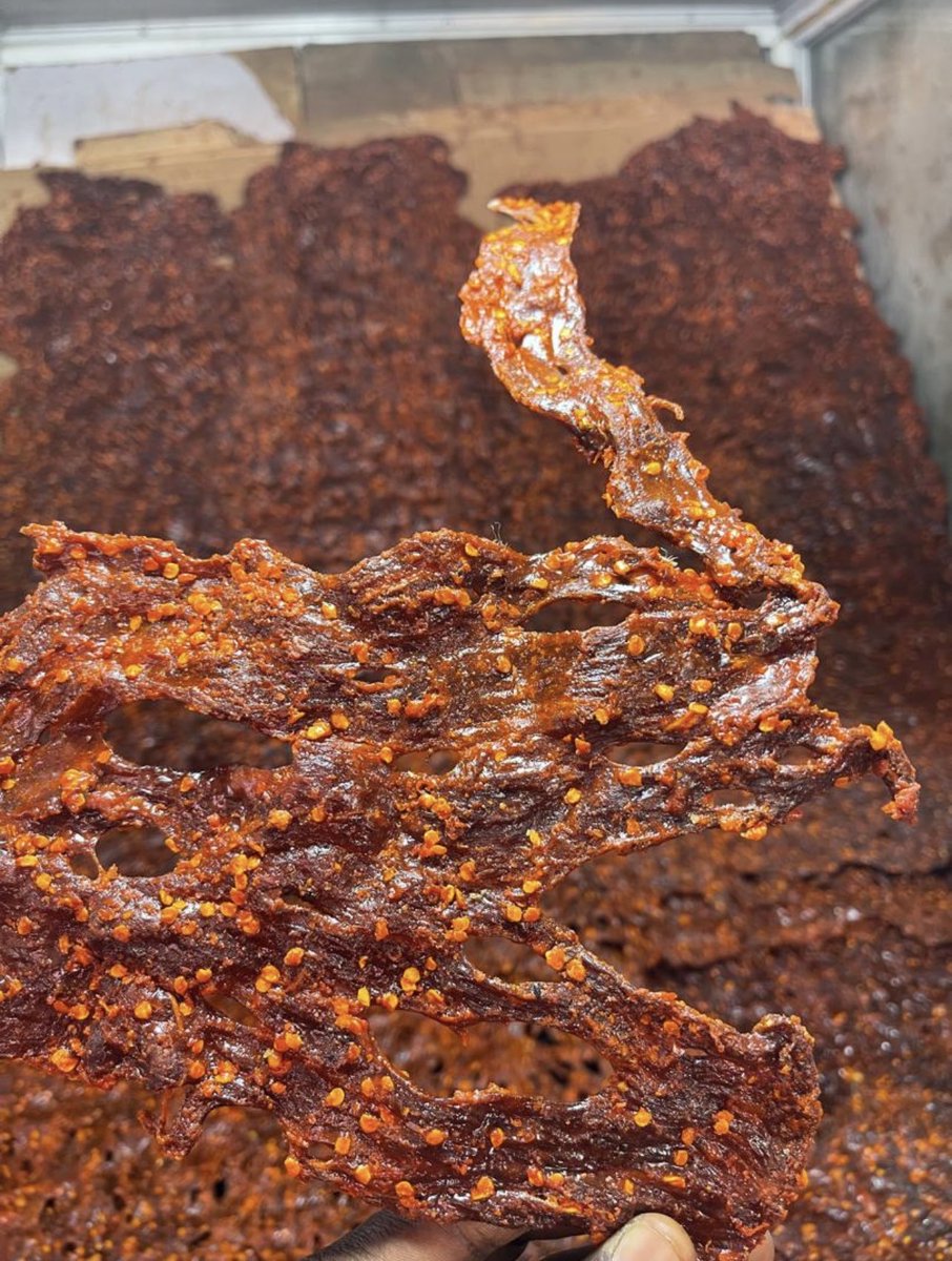 Aheesha_x's tweet photo. Your kilishi lady is back! 💃 

Before anything else, I want to sincerely say thank you to everyone who has supported this business by buying and referring over the years. Your kindness has never gone unnoticed, and I pray God blesses every one of you abundantly.

Every week, even when I'm not announcing publicly, some of you are already in my DMs placing orders. That level of loyalty is something I'll never take for granted.

Now, the announcement… 👀
Abuja's premium kilishi is making its way to Lagos and Ibadan once again.

Minimum order: 5,000

DELIVERY TO LAGOS AND IBADAN IS FREE!

Kindly help retweet!🤲🏾