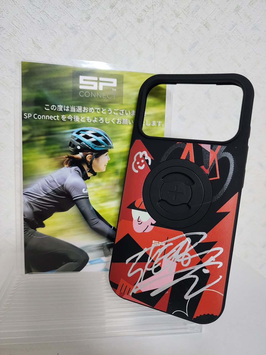 wata0_o's tweet photo. ひめたん×SP CONNECTさん動画のキャンペーン当たった！
iPhoneケースの為GALAXYofDREAMS民の私は鑑賞用に😌
クーポンでお得に買い物出来ただけでも良かったのにキャンペーンまで当たってありがたや🙏
ケースがKⅡカラーなのも幸
あと地味に写真がめちゃくちゃ嬉しかったりも😚
#荒野姫楓
#spconnect https://t.co/IF6n0THaYW