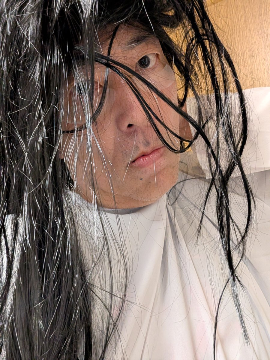 futsalkozo's tweet photo. 猛暑日にはホラー！！ https://t.co/pEnCcoIeZF
