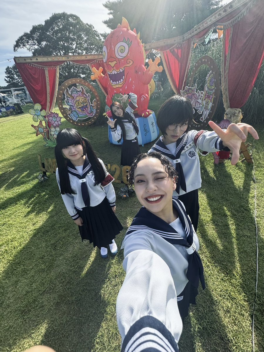 dsk_rin's tweet photo. わたしたちの日本の夏フェスはじめ
愉快な仲間たちとの記録
らっき〜 どうもありがとうございました🧑🏻‍🩰
#Luckyfes26 https://t.co/v0UycscWZx