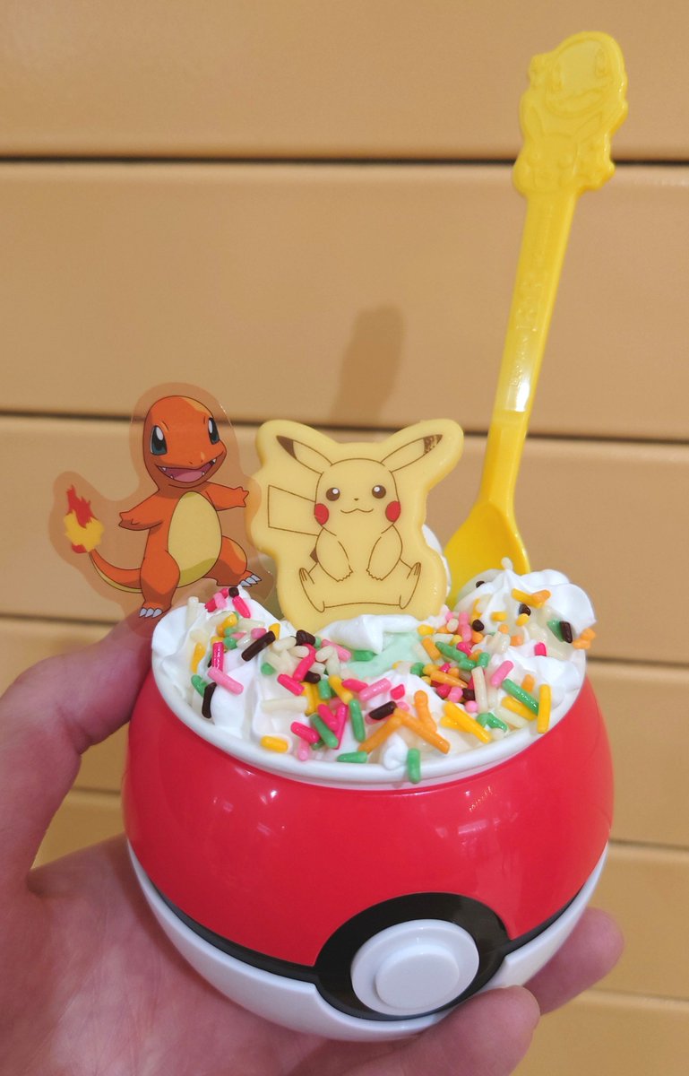 colors_zero_'s tweet photo. ポケモンとサーティワン🥰
可愛いと美味しいを頂いてきました🌸
暑すぎて冷たいものには本当に癒されます🤭💕ヒトカゲも好きなので可愛い✨️モンスターボール可愛いのでサボテンでも入れようかな🌵✨

ガチャも久々にやりました✨
ランプ可愛い♡
スンスン可愛い♡
可愛いが生きる糧になりますね🥲💕 https://t.co/tnRqMO2ytB
