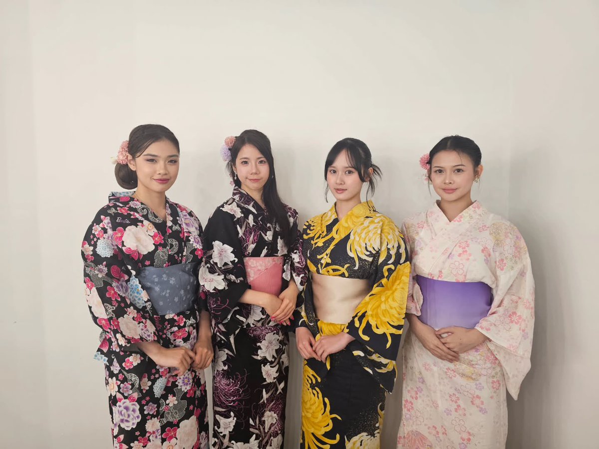 QUADLIPSPERS's tweet photo. Bon Odori first day of performance, Done! 
Such a precious time.
Day 2 is coming up. We're waiting to see you guys (and in Hi-Touch event as well!)
@F_FeniJKT48 @QuadlipsCole @Famequadlips @mashiro_klp48 

#Quadlips https://t.co/dZOKn751L8