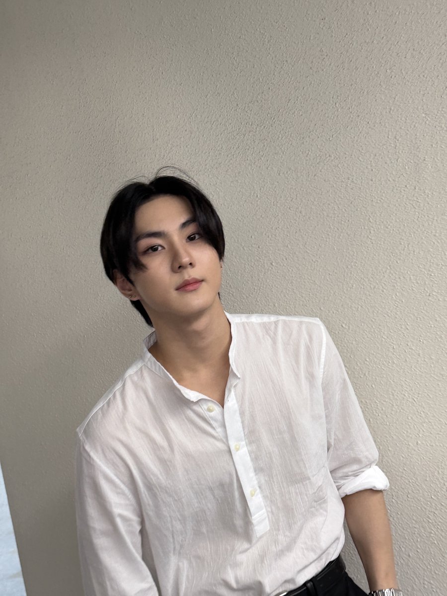 enhypenweverse's tweet photo. [ #정원's Post ] 260808

#JUNGWON: Today was fun Busan~!!

(1/2)

@ENHYPEN_members @ENHYPEN #ENHYPEN #엔하이픈 https://t.co/tcUpmfXMnv