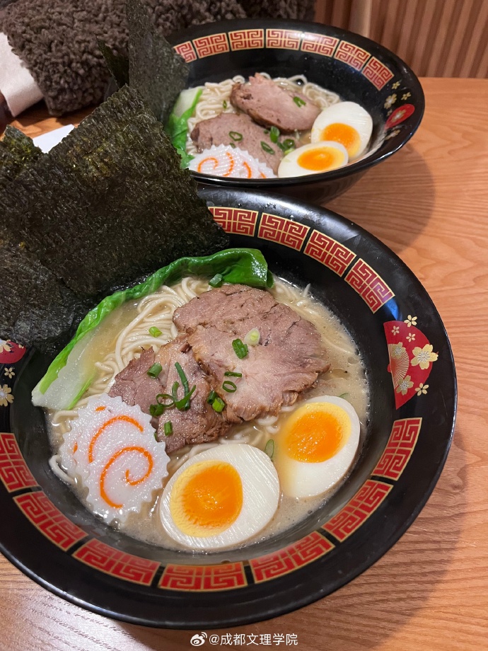 Sandra147286's tweet photo. Just found the best hidden ramen spot in town! Rich tonkotsu broth, springy noodles, and that perfectly soft-boiled egg My taste buds are screaming. 10/10 will be back this weekend! https://t.co/MWrrmYNNsC