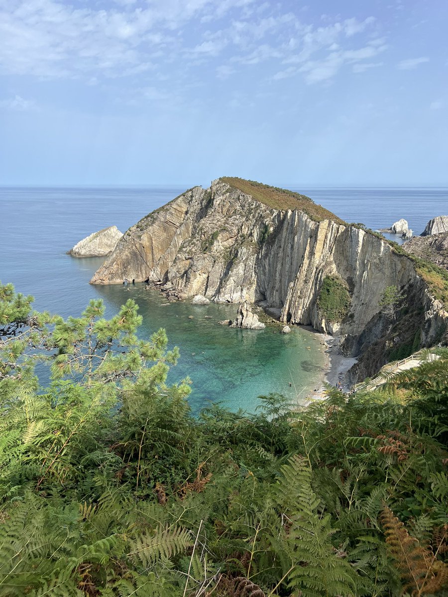 davidgrrcia's tweet photo. north of spain in the summer :) https://t.co/AUmfNOaOCc
