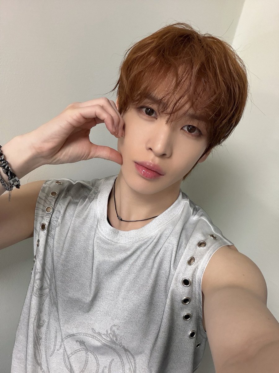 CRAVITY_twt's tweet photo. 高雄！水啦～！😆👍
#ALLEN #앨런 #馬蒔權 #KWAVEINFINITY https://t.co/ySIOLyFcLB
