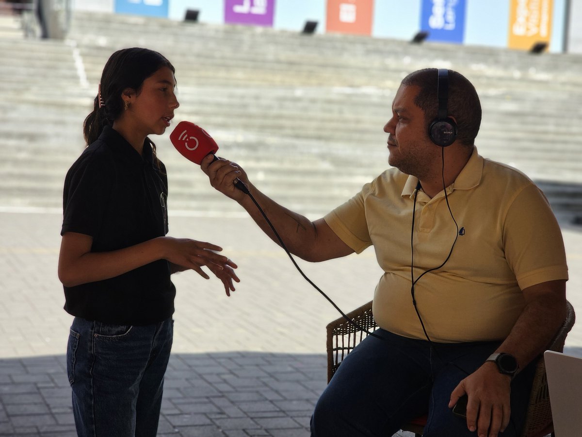 avivircaracol's tweet photo. 🔬🦋 Tres niñas investigadoras de Casa de Mariposas clasificaron a una feria internacional de investigación en París y ahora buscan la forma de poder viajar. Juliana Villada, líder de la corporación, nos cuenta cómo este proyecto impulsa la ciencia y el talento de niñas y jóvenes https://t.co/UC5JAbQqM2