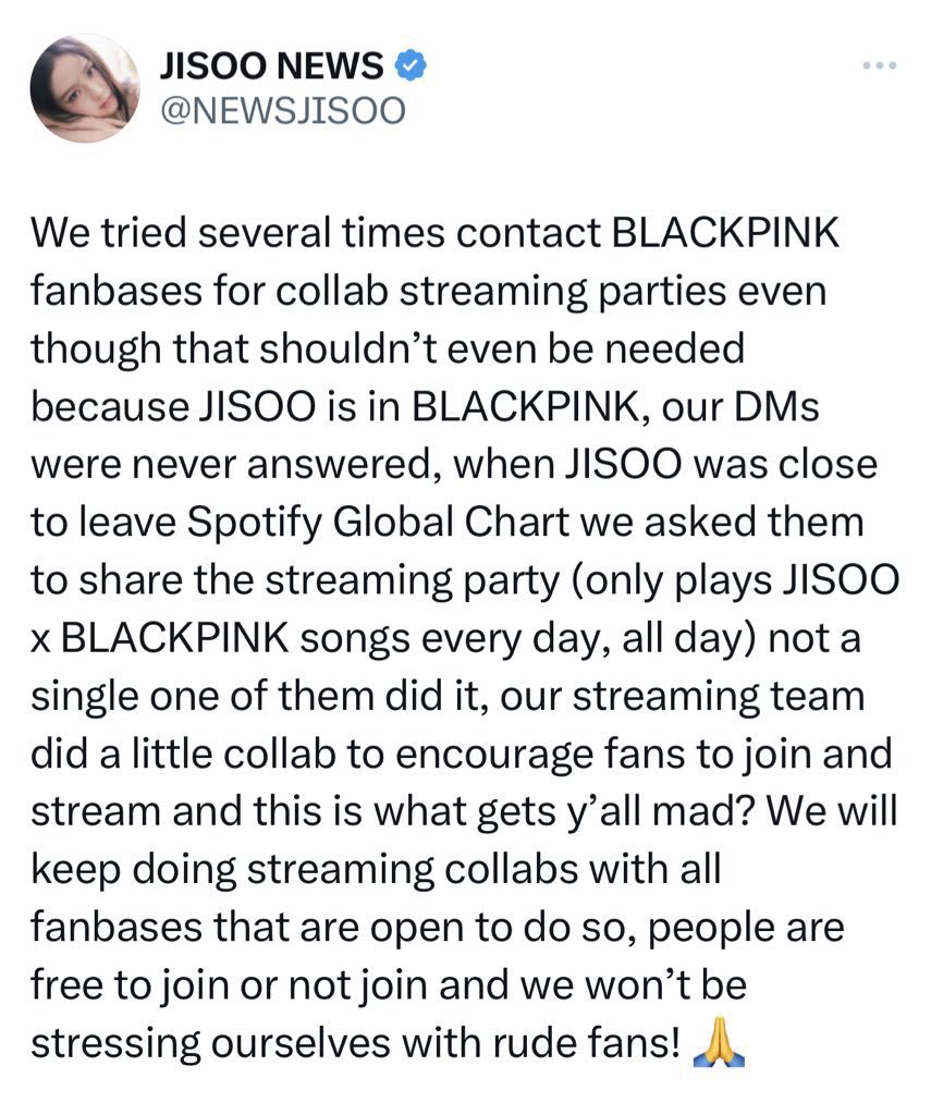 Cforcherilia's tweet photo. “Jisoo kesayangannya blonk” kalimat terlucu tahun ini 😂 klo idol lo ga napak tanah gausah ngebalikin narasi. Idol gue mah emang konsisten begitu ga cuman klo ada maunya doang🤪 https://t.co/WpLt6GQ0Ek