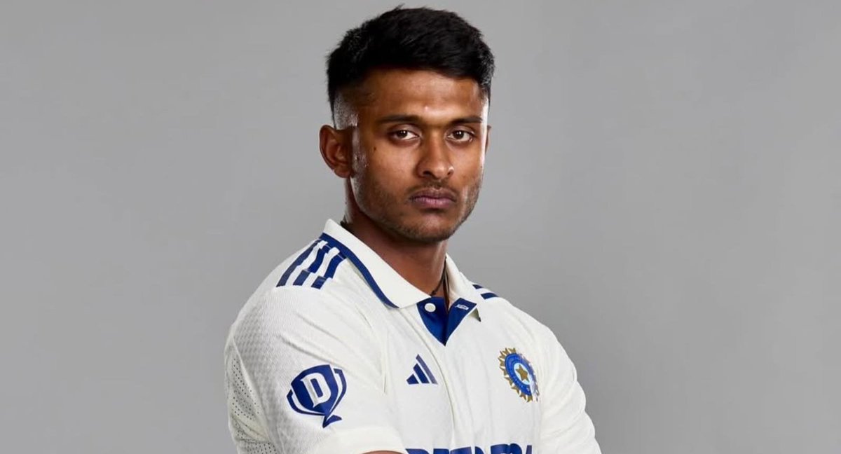 SPORTS_DUNIYA_'s tweet photo. 🚨 BIG BLOW FOR TEAM INDIA! 🇮🇳

Sai Sudharsan has been ruled out of the Test series against Sri Lanka due to a toe injury. 💔

India will miss their in-form No. 3 batter. 😔

#INDvsSL #SaiSudharsan #TeamIndia https://t.co/mkvE2LWIR0