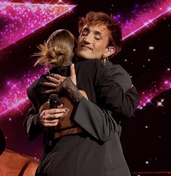 madebysolann's tweet photo. quand je pense que victéa ne se sont jamais lâchés, que depuis le début de l’aventure leur amitié était plus qu’une évidence… je les aime trop 💗 https://t.co/KQEqcVRoeN
