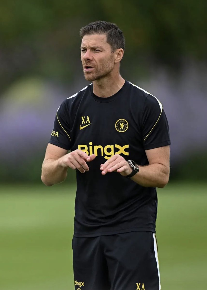 PolymarketSport's tweet photo. 🚨JUST IN: Oliver Glasner is Nottingham Forest's highest paid manager in club history with a €15.2m deal

He joins Xabi Alonso as second highest paid manager in the Premier League https://t.co/Rz379P0N16