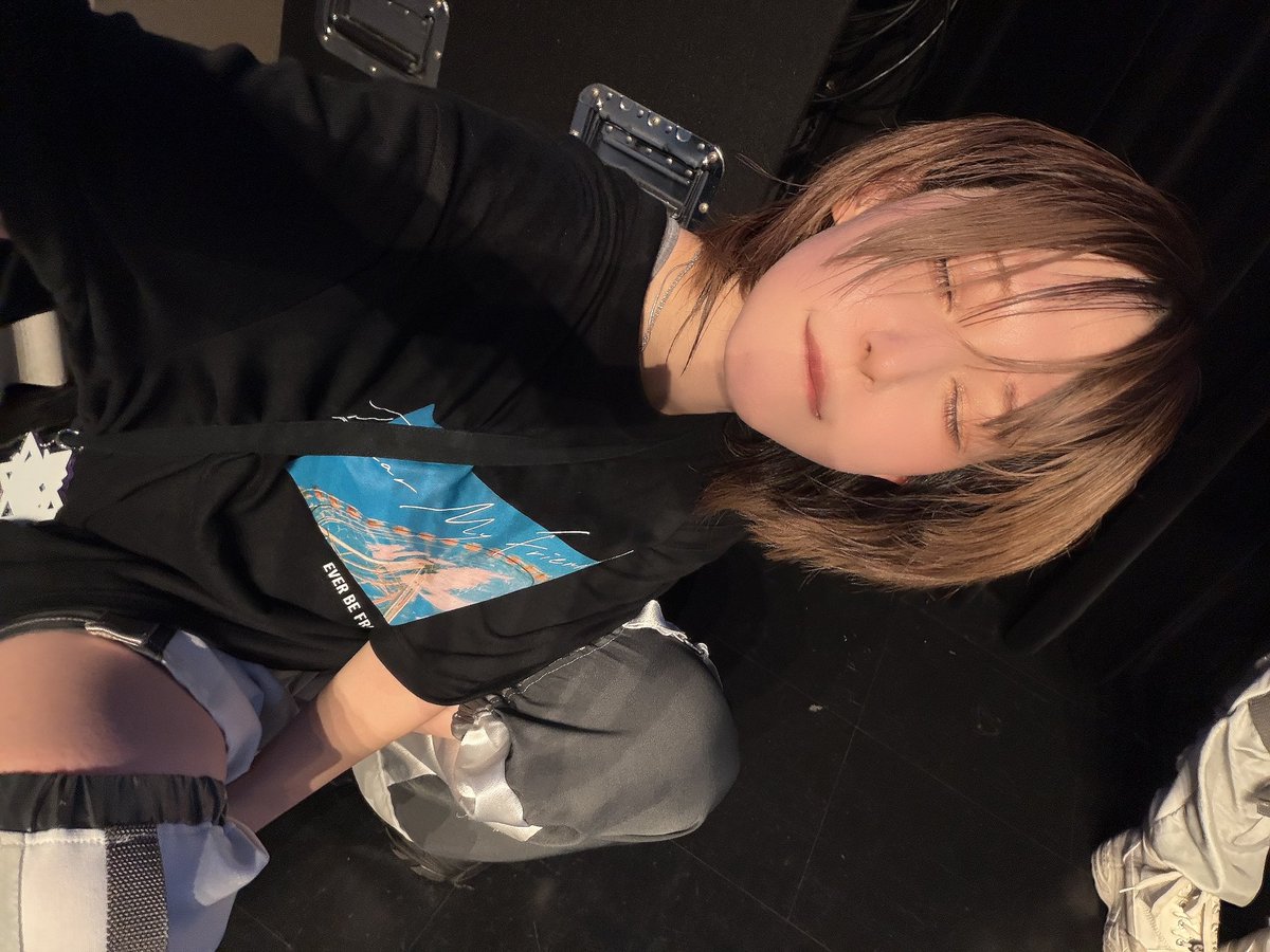 nx6p_zzz's tweet photo. 北堀江club vijonでMADJAMIEツアー大阪からの尼崎Scopeでラストワンマンありがとうございました❕各位たくさんお世話になりました❕

これにて現体制NiLは活休に入ります。
加入して約2年くらい。ほんまに色々あったけど、NiLじゃないとできひんたくさんの経験や出来事はどれも大切な日々たち❕あなたが居てくれたから生まれた日々。今日、めちゃくちゃいいライブをした実感がある。ほんまにほんまにありがとうございました❕

生きてたらいつかきっと多分どっかで会えるやろうから、今日はまたね、といっておくことにします❕ほな❕