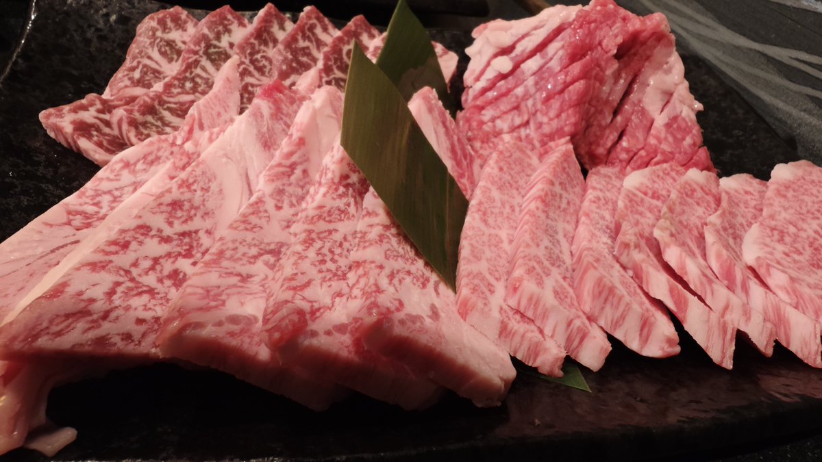 KADAMALI's tweet photo. 肉を焼きました🥩
脂が美味すぎて溺れた https://t.co/rjvMqXmTcE