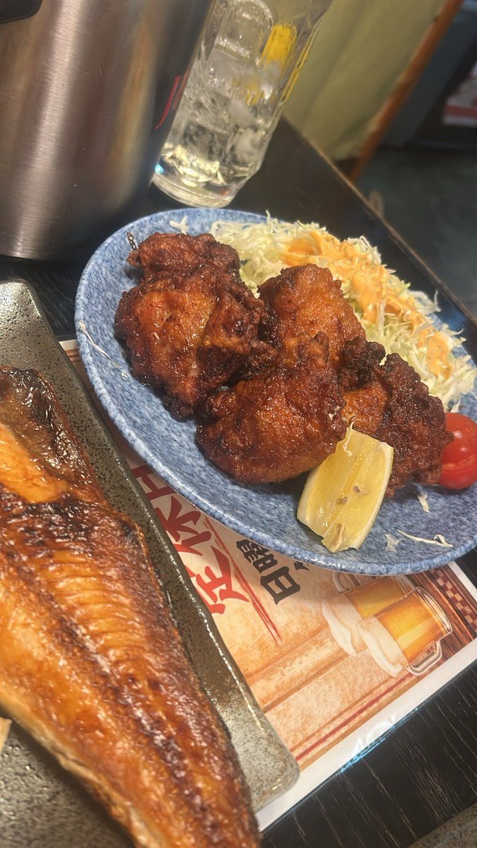 PocKy28974178's tweet photo. お酒飲まないのになんか来て飲んでた https://t.co/FmtjZ6Mugk