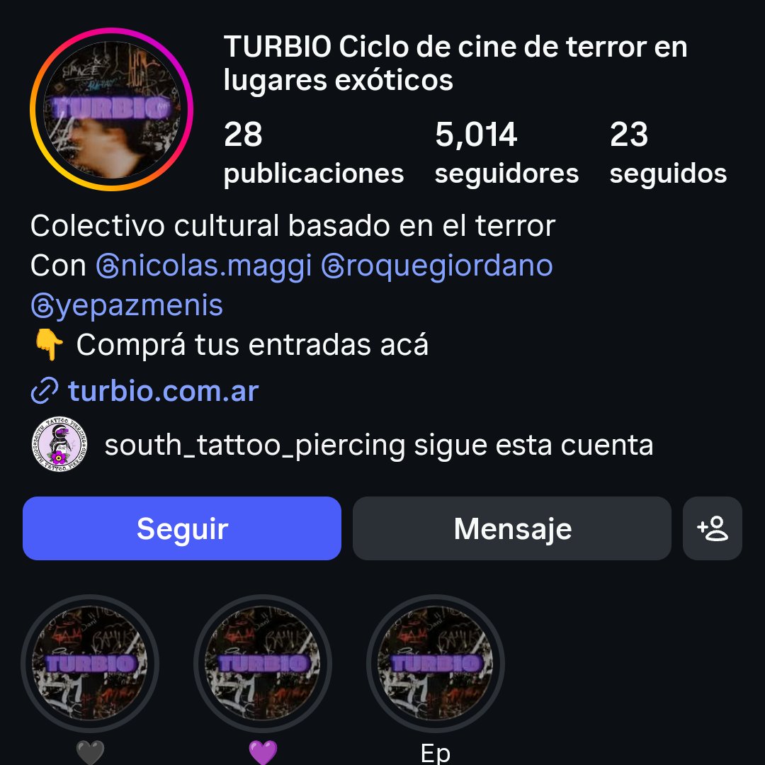 yisus_censurado's tweet photo. hay unos forros de mierda que les parece gracioso proyectar películas de terror en el cementerio donde estan mis abuelos https://t.co/sxoLwGuR7N