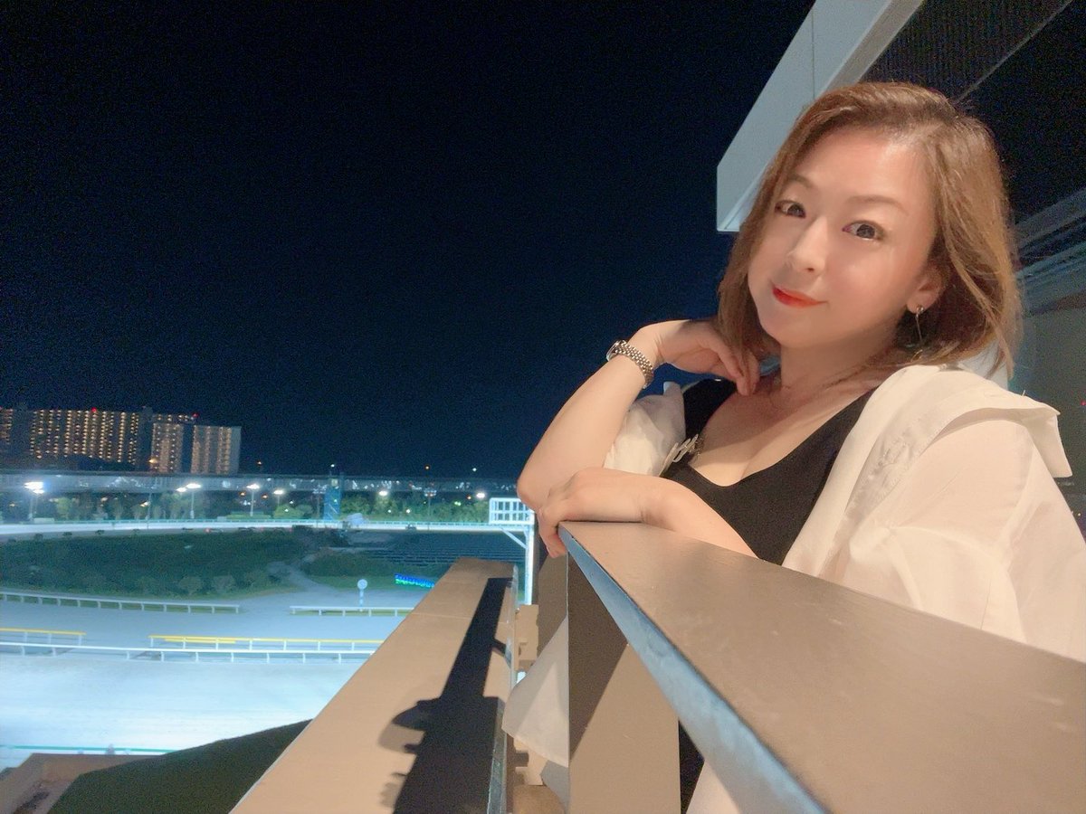 YamaguchiReiko's tweet photo. 今日も一日お疲れさまでした♡

おやすみなさい⭐ https://t.co/Z2M6ARJlAl