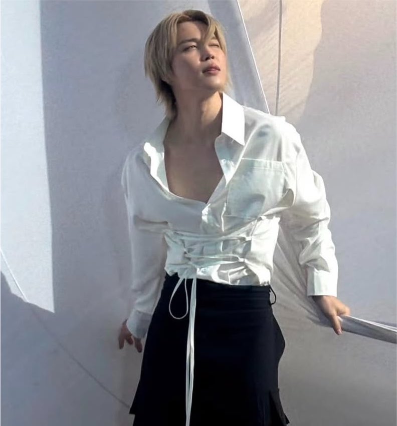 cocojm_0t7's tweet photo. For anyone confused about these recent jimin real estate articles: this isn’t a new purchase! he bought his unit back in May 2018, and the property is now gaining major value through redevelopment. 

Basically, the media is highlighting how smart his long-term investment was. https://t.co/hmQ0azrn5Y