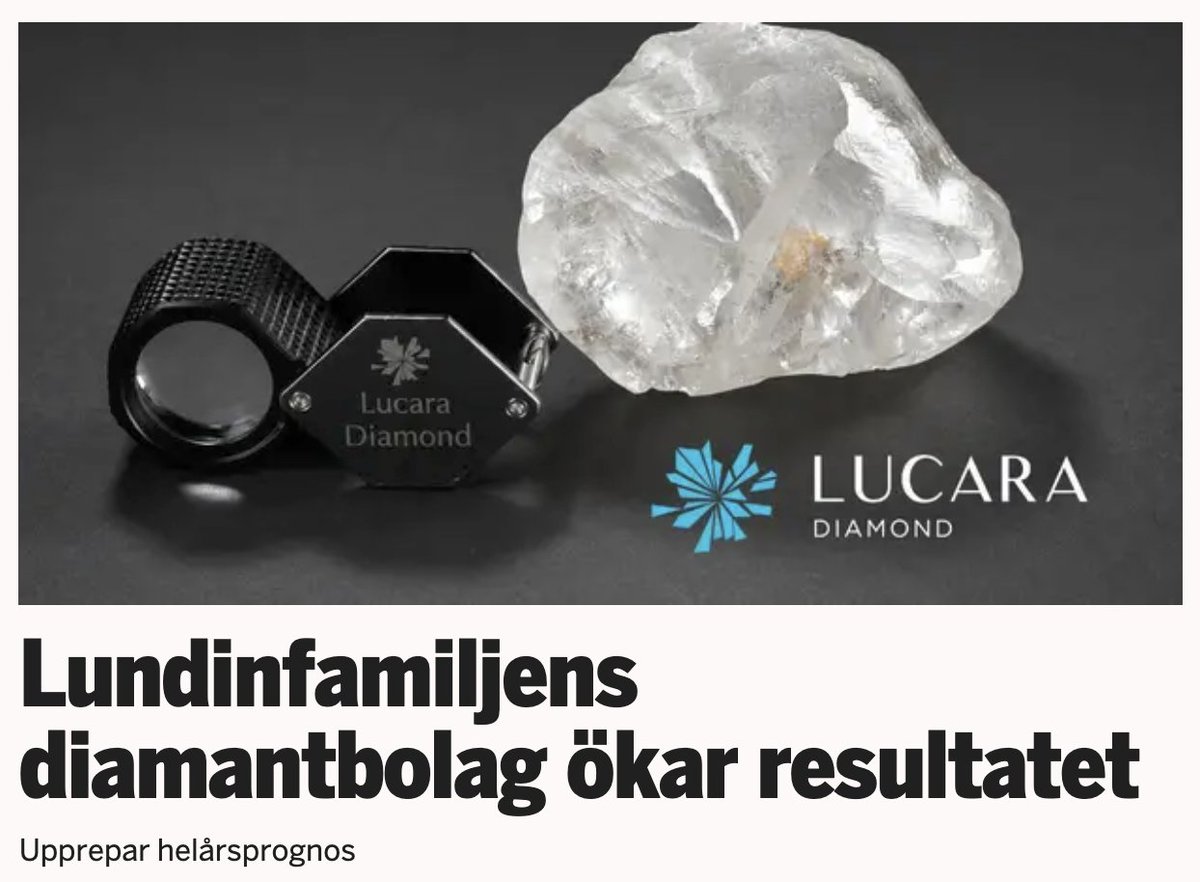 GStrand45's tweet photo. Det är alltså ingen skillnad på att stjäla bär i Svenska skogar med slavarbete för privat vinst eller bryta guld och diamanter i andra länder med slavarbetskraft för privata vinster.
Alltid utan någon som helst fördel för befolkningen.
Det är liksom genomsvenskt, folkrättsligt, neolonialistiskt och hyggligt blågult nazistiskt. I Kiruna hyllar sin folkförflyttning och i Sudan sköt dom bybor från helikopter....... Kom igen!

Vi fick bara aldrig lära oss att se det trots att:
"I norrland hava vi ett indien inom våra gränser bara vi rätt förstå att utnyttja det" //Oxenstierna

Den formateringen och grindväkteriet om just detta är slående i vårt "land". Det är dags att öppna ögonen när Svenskar behandlas som negerslavar åt finanseliten.