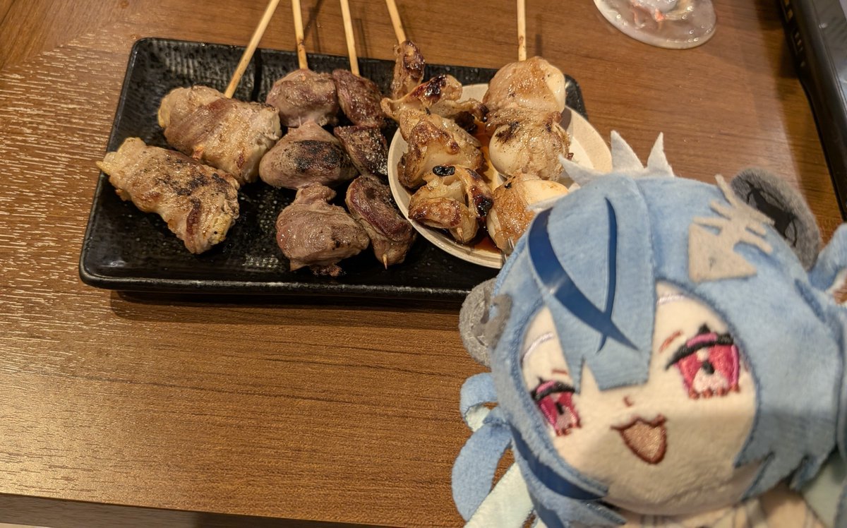 8947Andy2's tweet photo. イベント終わりの呑みの時間最高！！
鳥��めぇ！！
#ルチんぽ https://t.co/SKxNIXlGyK