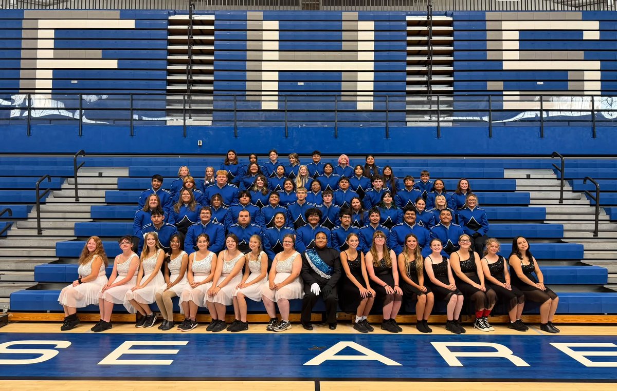 csfhotdogs's tweet photo. Congrats to our @FHSHotDogs Marching Band on 18th at State Fair Band Day! They put on an incredible show, and we're proud of all the time & effort they put into preparing it. Thanks to Mr. Hutton & the families for supporting our musicians!! #communitycomesfirst #hotdogexcellence https://t.co/SS6P7LjwwP