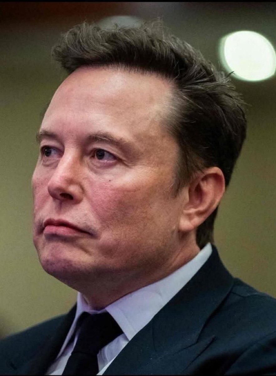 Sweet_nectar1's tweet photo. Elon Musk says little kids should not be allowed to get irreversible gender surgery.

Do you Agree?

🅰️ YES
🅱️ NO https://t.co/xCqP6quAuJ